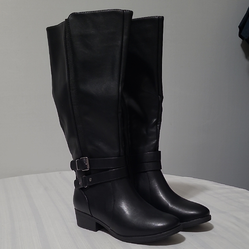 CROFT & BARROW POSE BLACK BOOTS BUCKLE DETAILS CONFORT FOAM  INSOLE WIDE CALF 7W